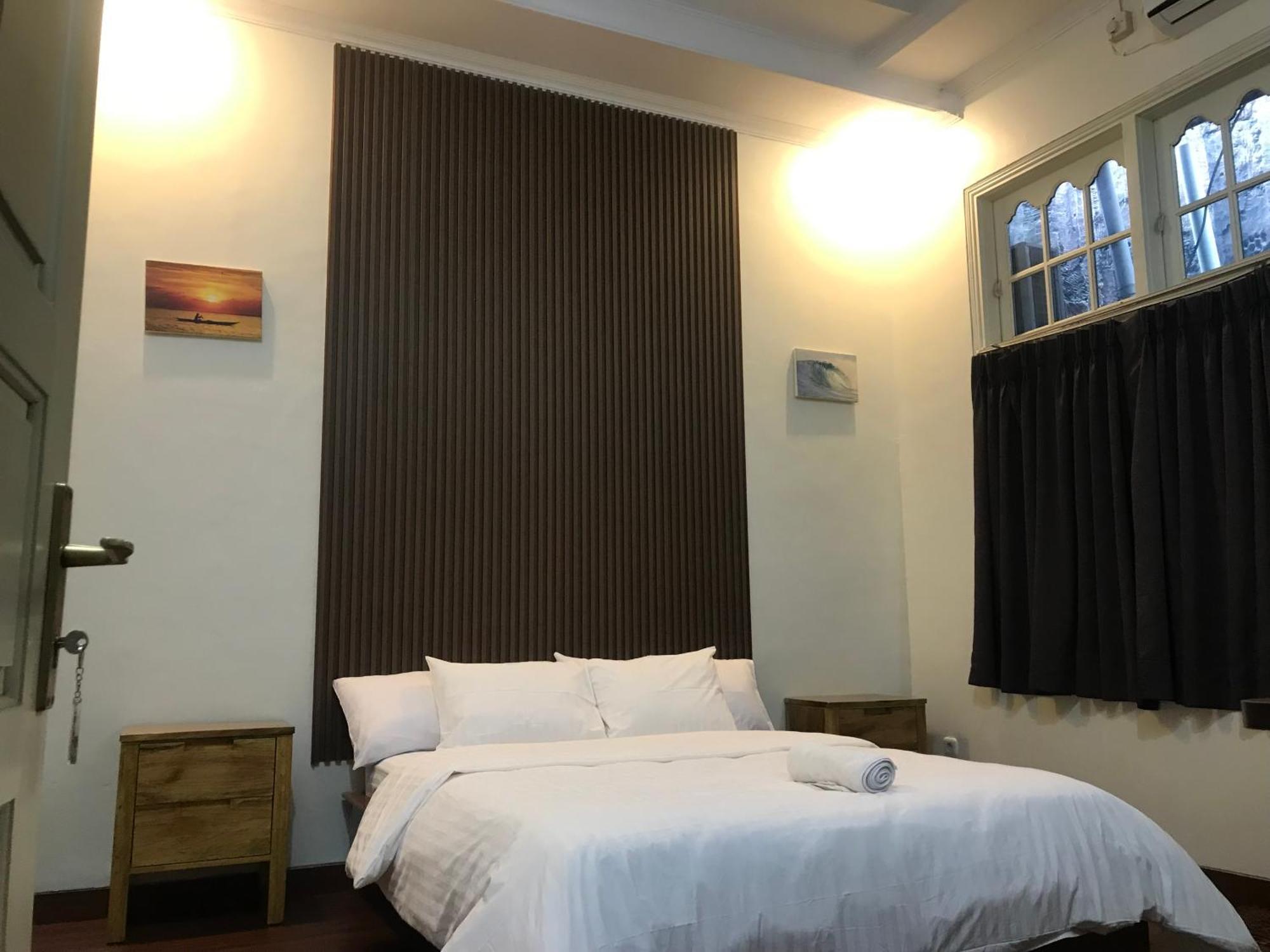 Sentosa Lodge Padang  Luaran gambar